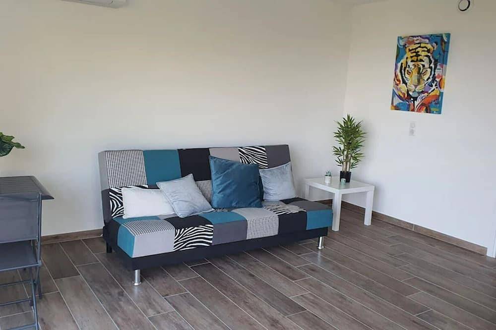 Appartamento intero, Garden level (apartment) - sea view: ★★★★ (official tourist classification) in Pietrosella, Ajaccio e dintorni