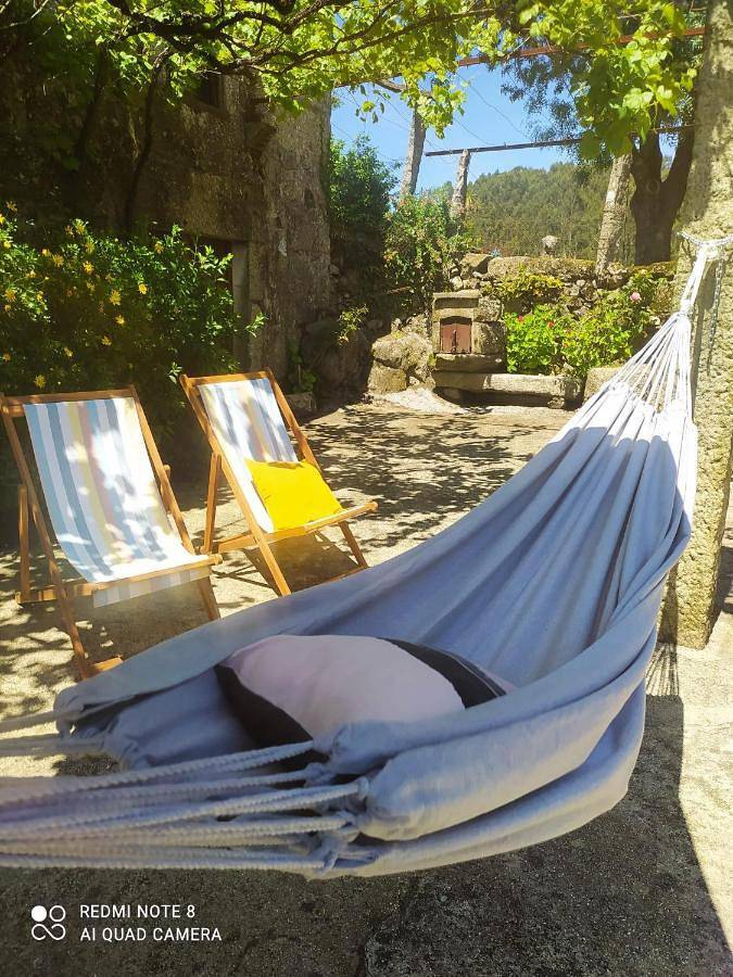 Location de vacances pour 2 personnes, avec vue ainsi que piscine et terrasse dans Paredes de Coura - 4