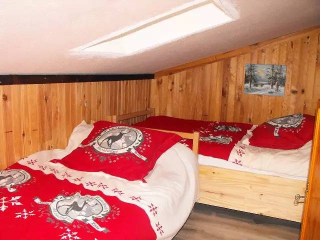 Apartamento entero, T2 camarote mezzanine 4/6 personas in Les Angles, Parque Natural Regional de los Pirineos Catalanes