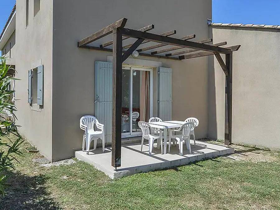 Résidence Sun Hols Les Rives du Lac - Vacancéole - Ferienhaus 8 personen - Haus 4 Zimmer 8 Personen in Saint-Saturnin-lès-Avignon, Vaucluse