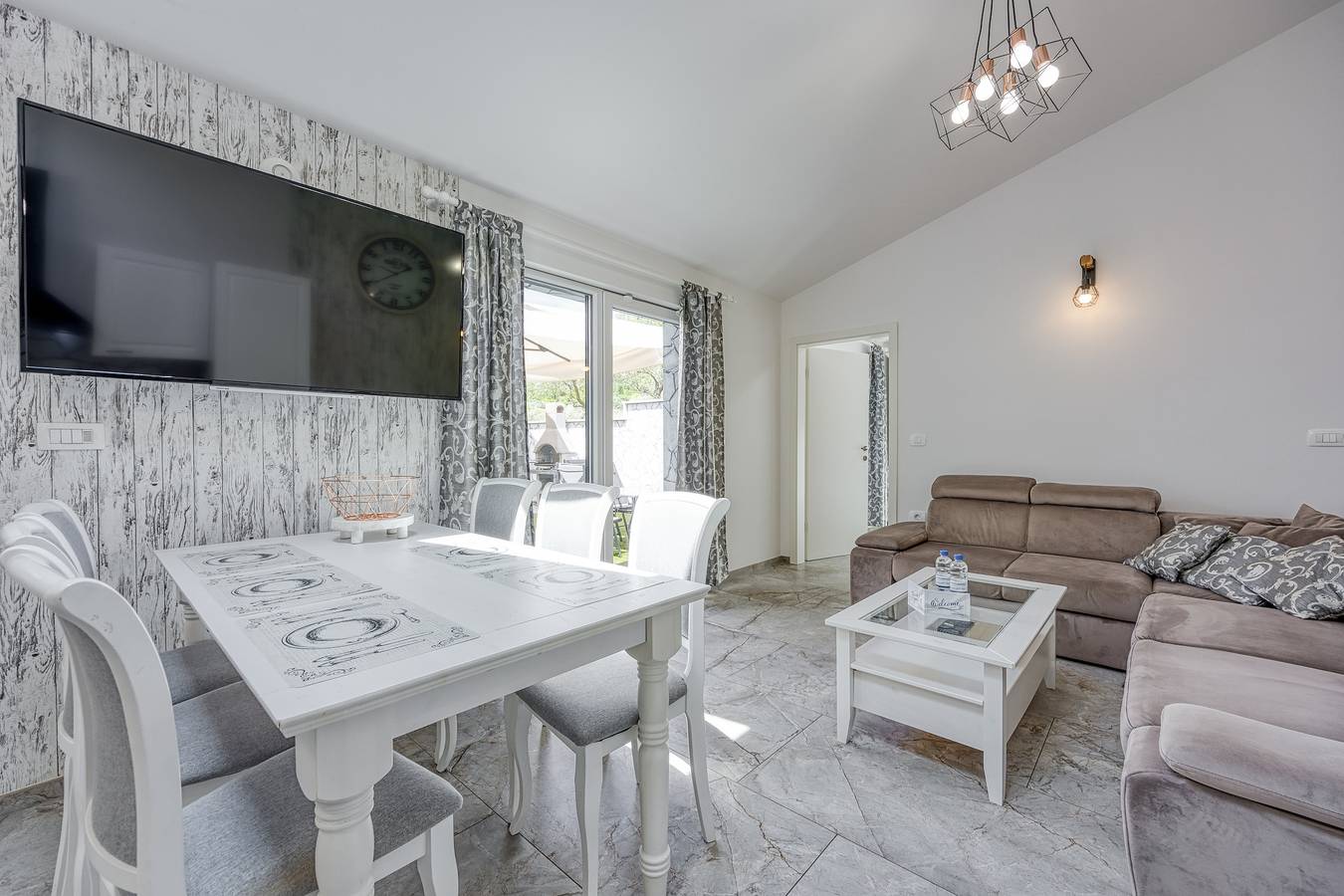 Ganze Wohnung, Casa Ma3x Apartment Whitewood in Koper, Slowenische Riviera