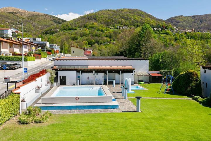 Ferienwohnung für 4 Personen, mit Pool und Garten