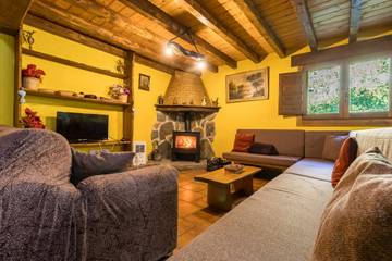 Chalet para 12 Personas en San Roque de Riomiera, Interior de Cantabria, Foto 3