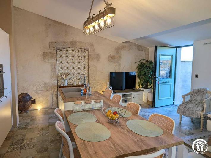 Gîte pour 4 personnes, avec Terrasse et Piscine à Lespignan - 2