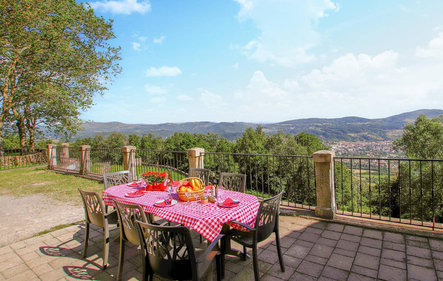 Tranquil Riverside Retreat with Pool and Whirlpool in Privas