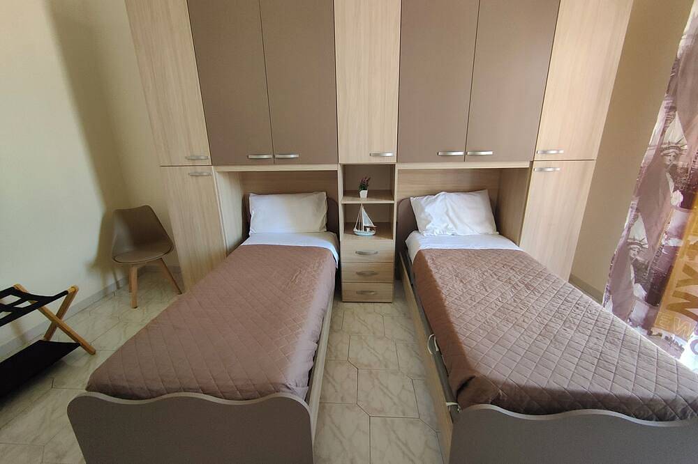 Entire apartment, Cozy and spacious apartment in the city center. Wifi fiber free. in Avellino, Avellino Province