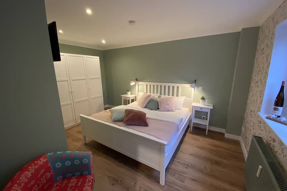 Ganze Wohnung, Bed ´n Riesling - Die Ferienwohnung in Forst a.d. Weinstraße mit eigenem Garten in Forst an der Weinstraße, Pfälzer Rheinebene