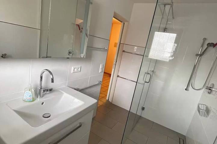 Ganze Wohnung, Apartment Weßling in Weßling, Landkreis Starnberg