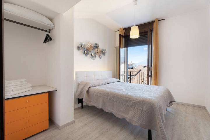 Ferienwohnung für 4 Personen, mit Balkon und Seeblick am Lago Maggiore