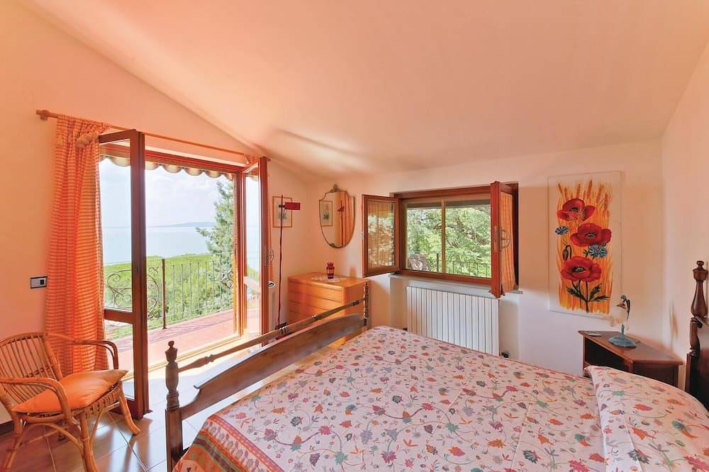 Superbe maison à San Feliciano Sul T.Pg in Magione, Lac Trasimène