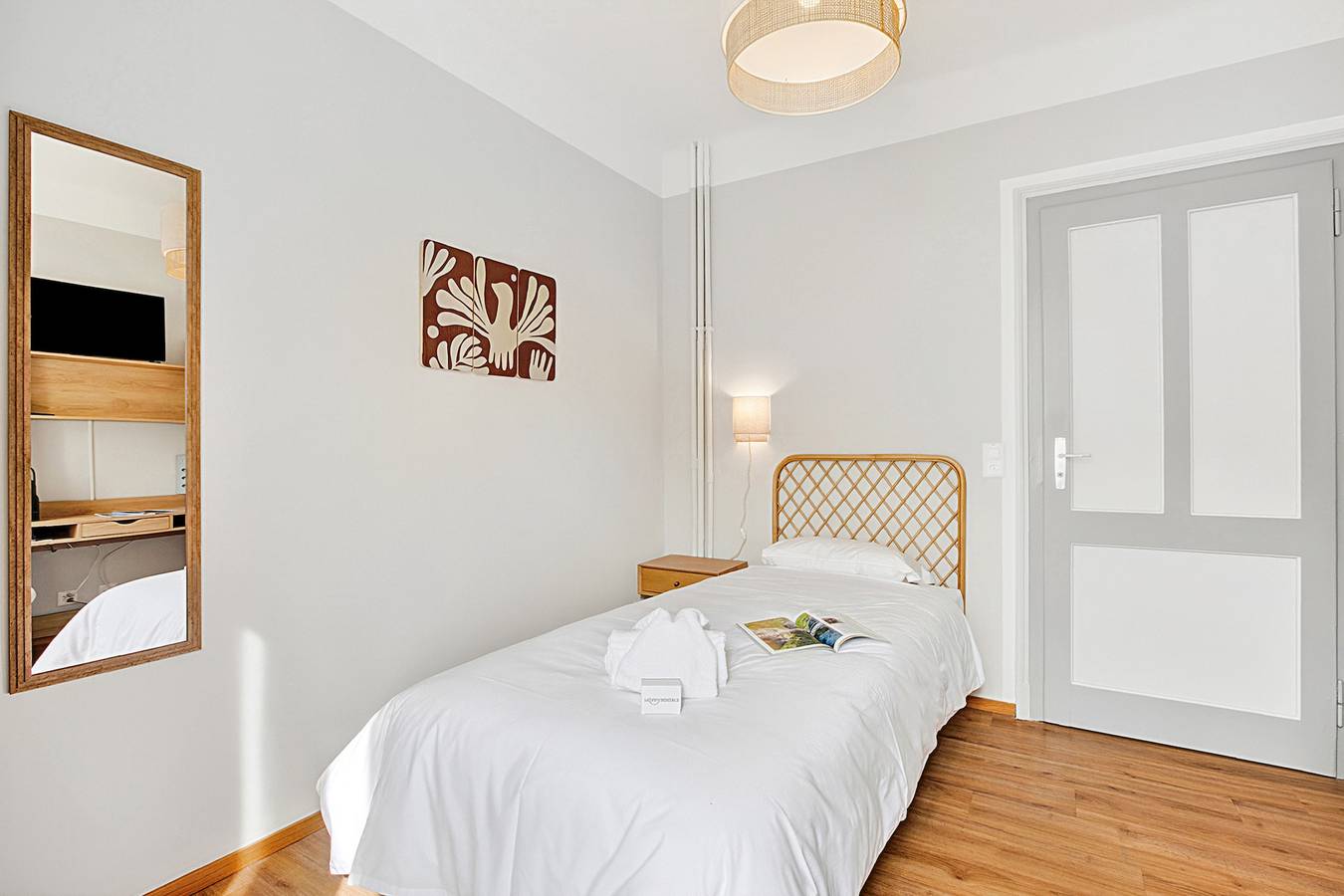 Agra 6 (Lugano), single, Shared Bathroom in Bigogno, Collina d'Oro