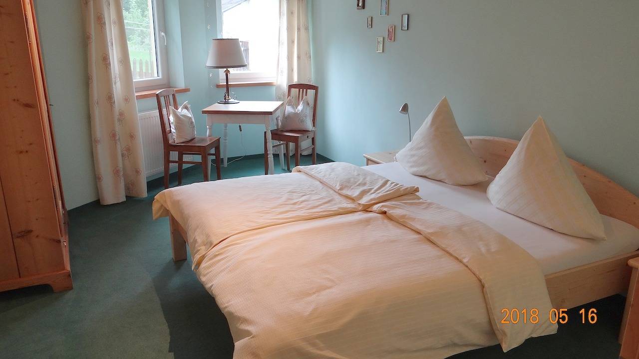 Ferienwohnung Weitermann - Ferienwohnung mit 2 Schlafzimmern und Terrasse in Berg (Oberfranken), Landkreis Hof