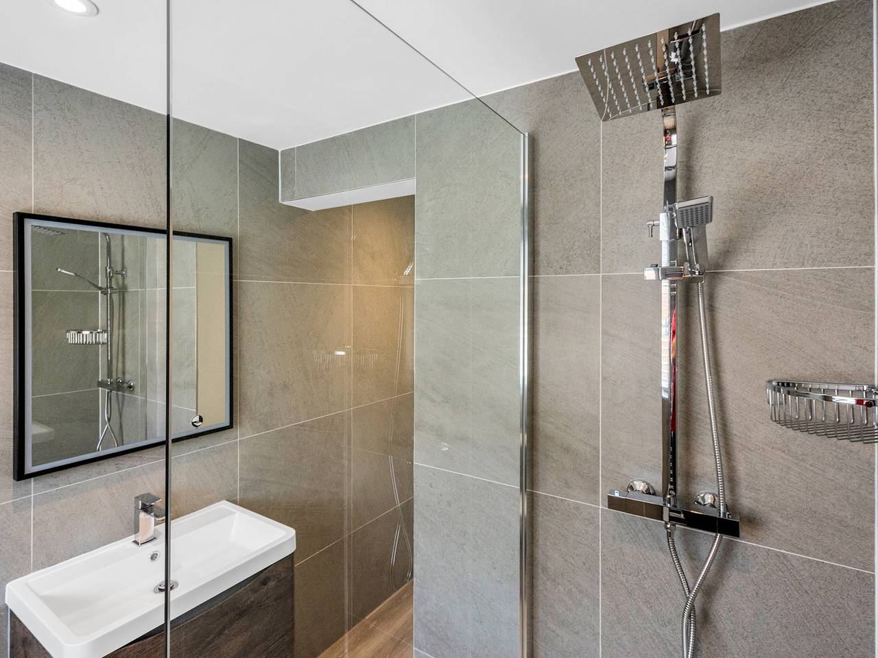Entire apartment, Pass the Keys | Elegance Meets Modern Luxury in Whitstable, Kent