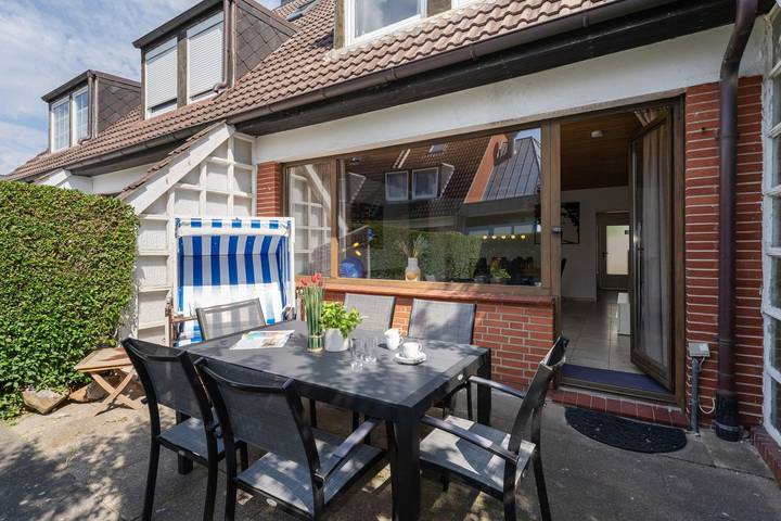 Ferienhaus für 6 Personen, mit Terrasse und Garten in Westerland - 3