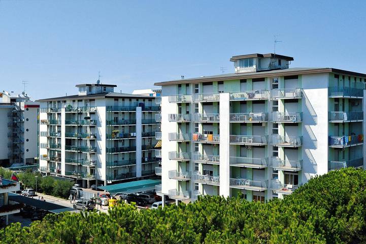 Ferienwohnung für 5 Personen, mit Balkon in Bibione - 2