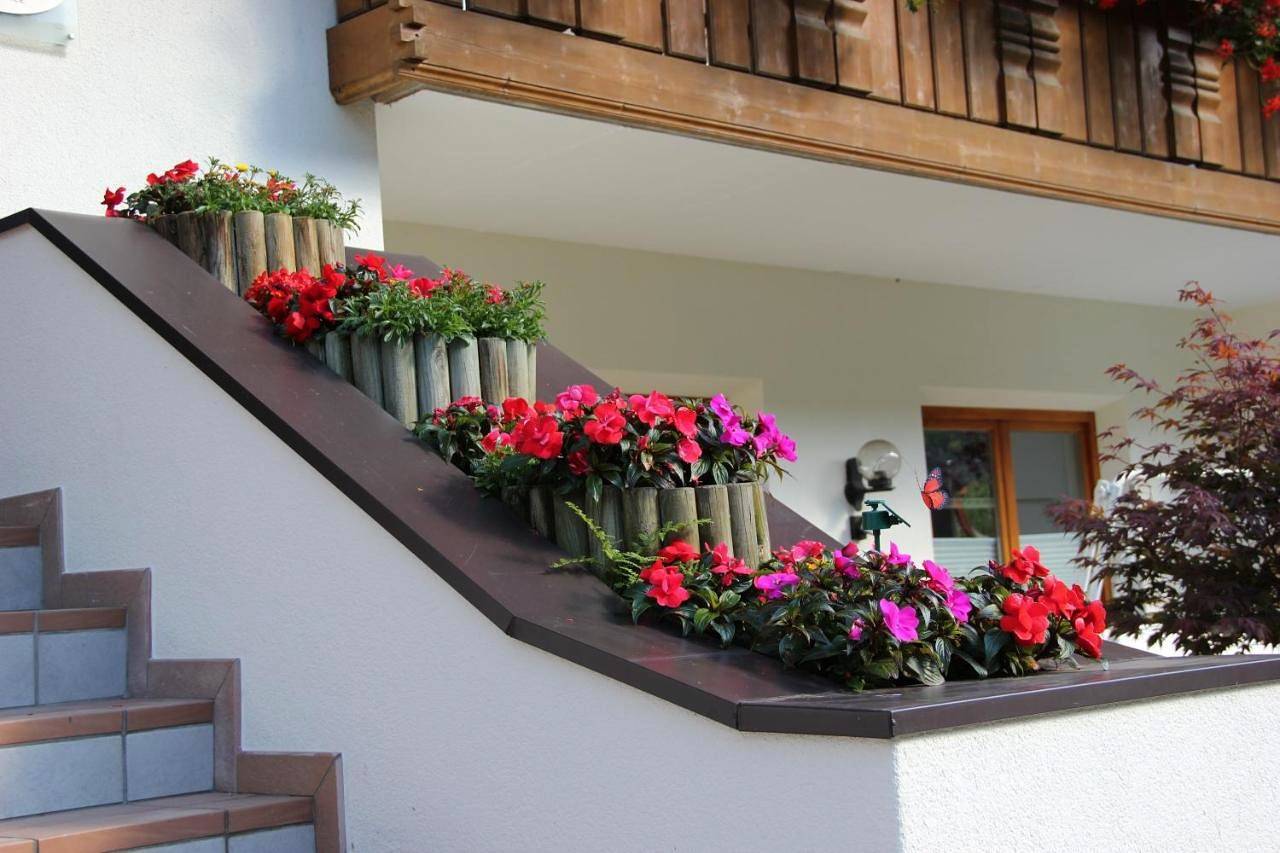 Two-Bedroom Apartment with Terrace (6 Adults) in Burgeis, Mals