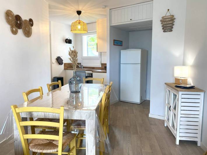 Gîte pour 6 personnes, avec terrasse dans Plage Trestignel - 3