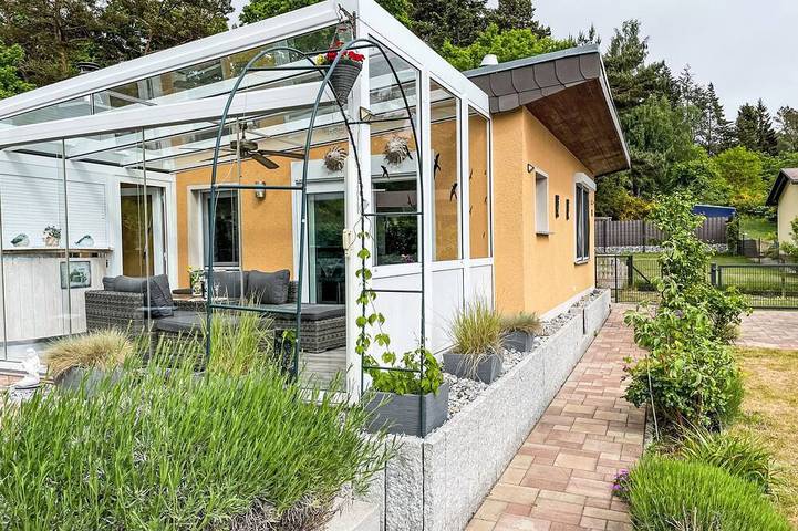Bungalow für 2 Personen, mit Garten und Terrasse in Sellin