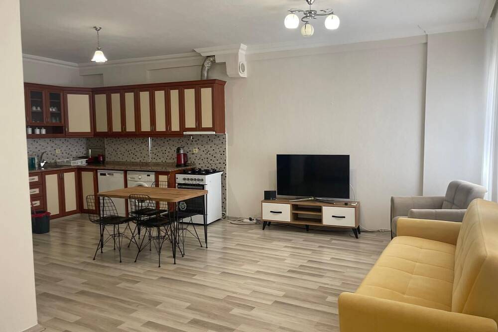 Ganze Wohnung, Çeşme'de Marinaya ve Alışveriş Merkezlerine Yakın 2 Oda 1 Salon Daire in Cesme, Provinz Izmir