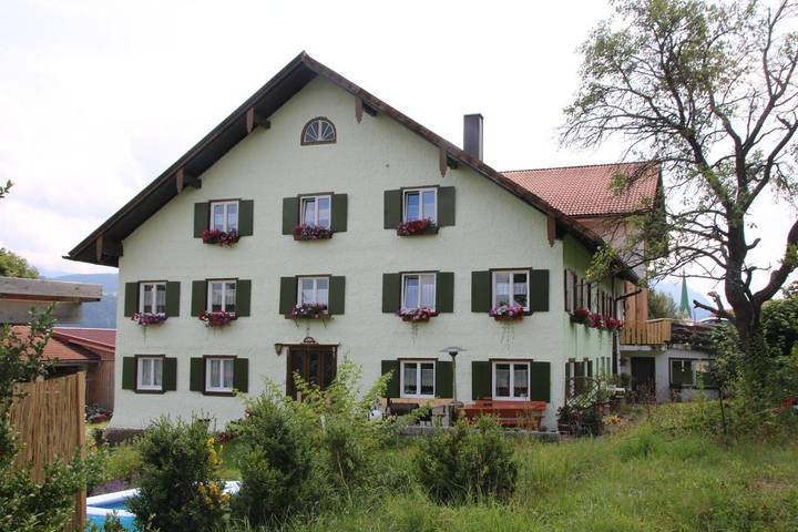 Bungalow für 3 Personen, mit Pool und Sauna sowie Garten und Whirlpool, mit Haustier im Allgäu - 3