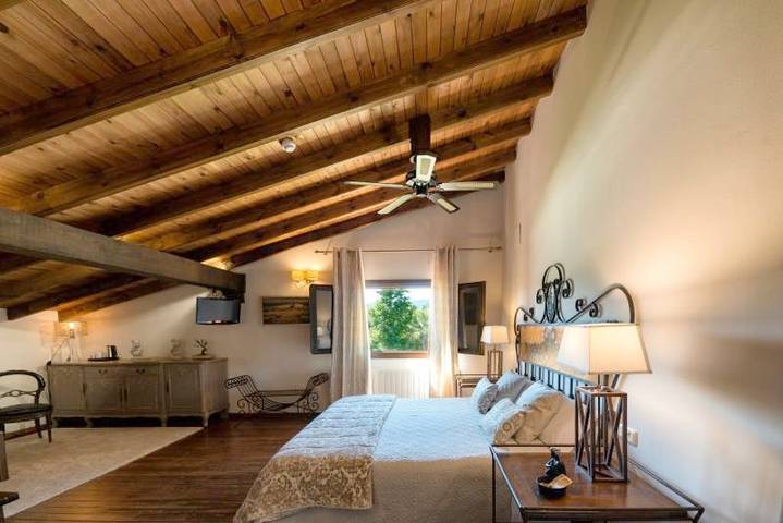 Chalet para 12 personas, con Balcón y Terraza además de Jardín y Piscina en La Vera - 3