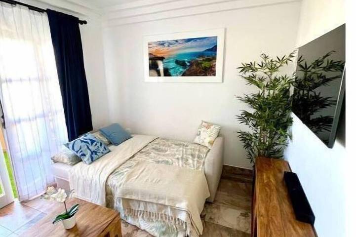 Apartment for 4 people, with balcony and pool in Mare Verde