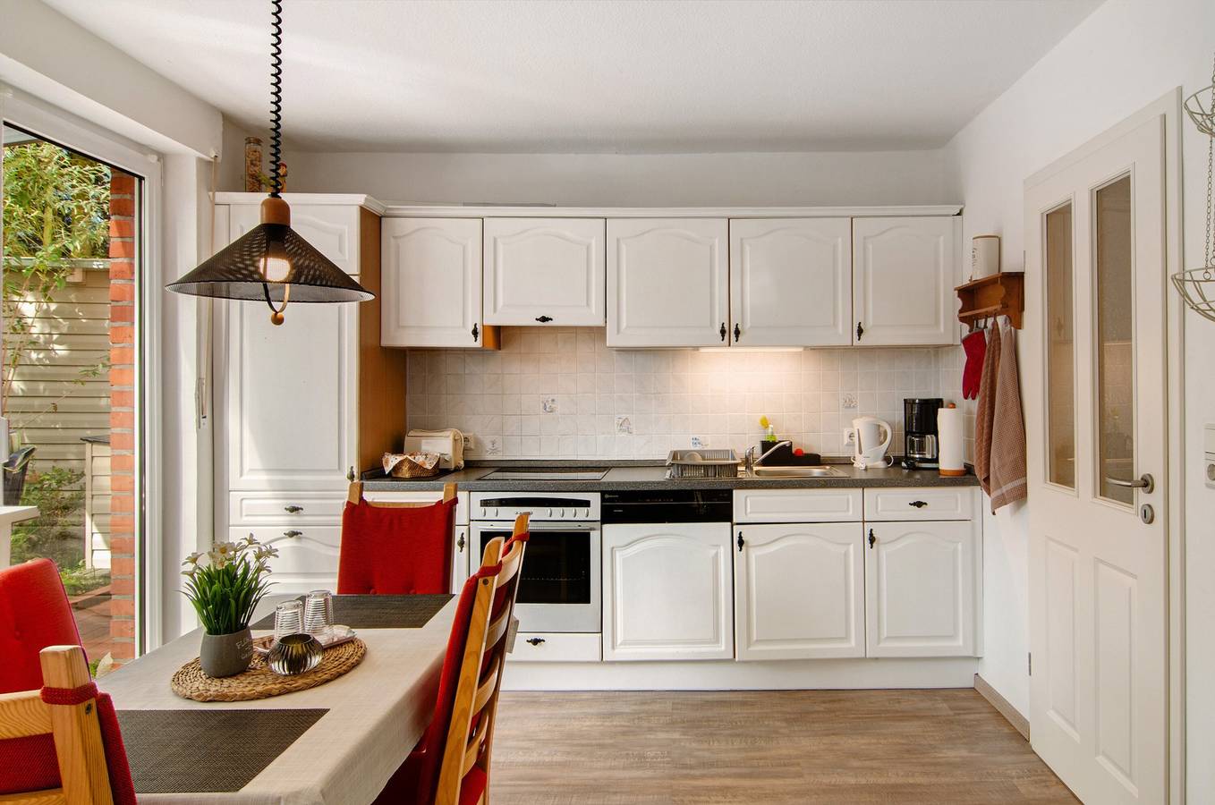 Appartement entier, Appartement "Haus Scheve" avec terrasse privée, jardin privé et Wi-Fi in Rhauderfehn, Nordseeküste