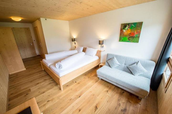 Hotel für 4 Personen, mit Terrasse und Whirlpool sowie Sauna und Ausblick in Vals - 2
