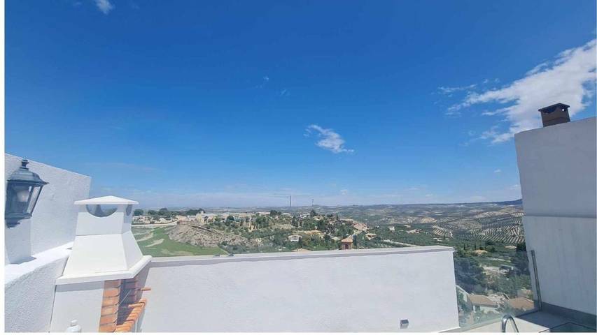 Casa de vacaciones para 10 personas, con balcón además de vistas y piscina en Comarca Metropolitana de Jaén - 2