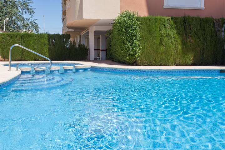 Ganze Wohnung, Ferienwohnung für 4 Personen mit Garten in Dénia, Costa Blanca