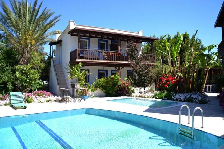 Apartmenthotel für 4 Personen, mit Pool und Kinderpool sowie Garten und Ausblick, mit Haustier - 1