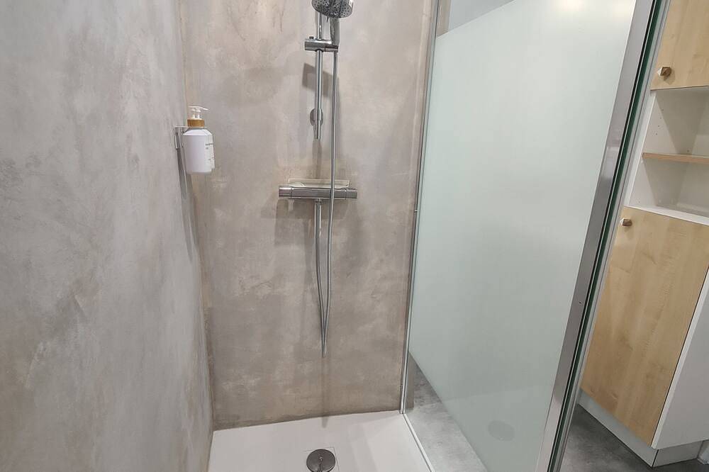 Appartement entier, Gîte Famille 3* pour 2/4/6 personnes (4 adultes + possibilité 2 enfants) in Dieffenthal, Région de Sélestat-Erstein