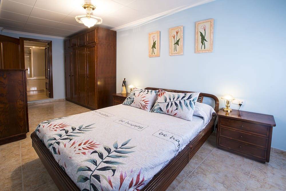 Casa en el casco antiguo. Ideal si te gusta disfrutar del silencio. in Alcanar, Costa Dorada