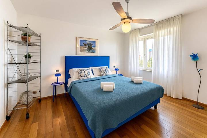 Ferienwohnung für 8 Personen, mit Balkon und Ausblick in Lignano Pineta - 3