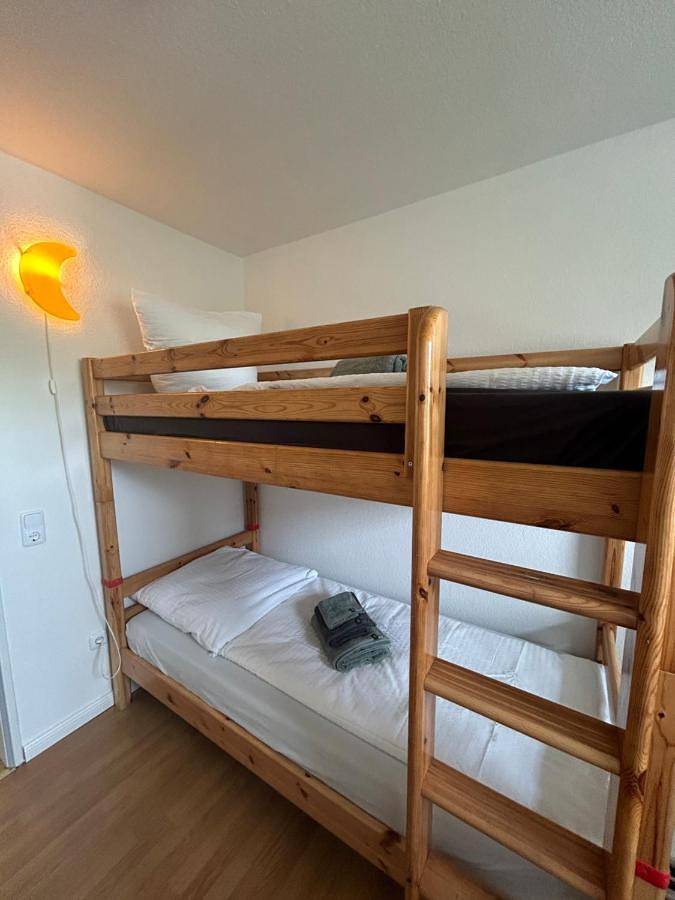 Ganze Wohnung, Geräumige Gästewohnung Andi im Herzen von Rastede - Küche - Wlan - Stellplatz in Rastede, Ammerland