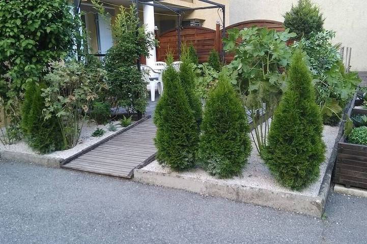 Appartement de vacances pour 4 personnes, avec Terrasse ainsi que Jardin et Piscine