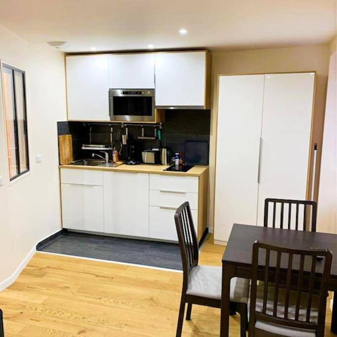 Appartement entier, Apartment in Jouy-en-Josas, Yvelines