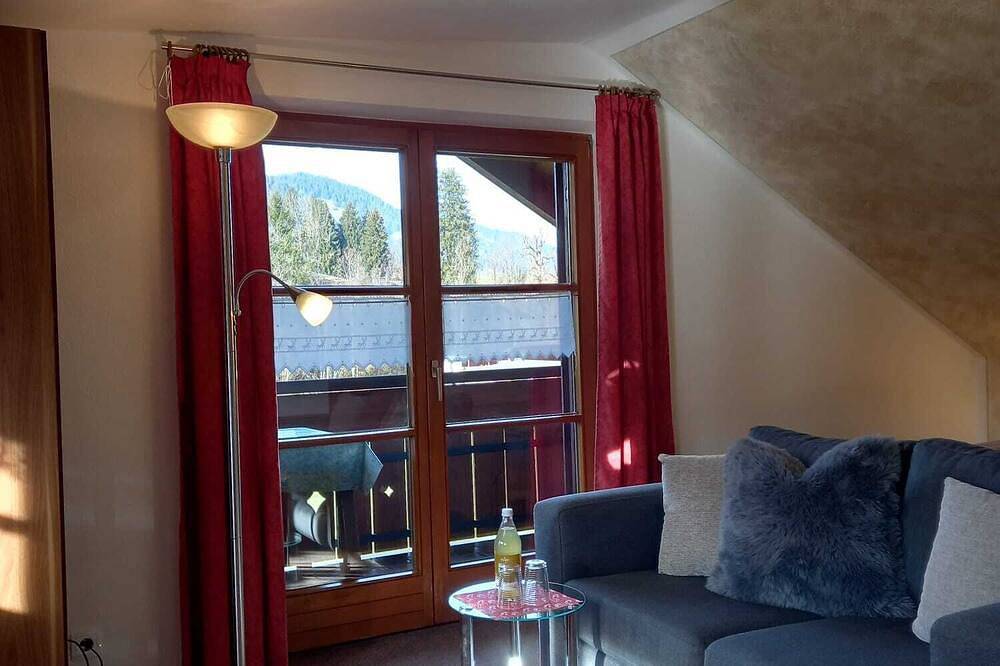 Ganze Wohnung, Appartement in den Bergen mit Westbalkon! Wlan frei! in Obermaiselstein, Bayerisch Schwaben