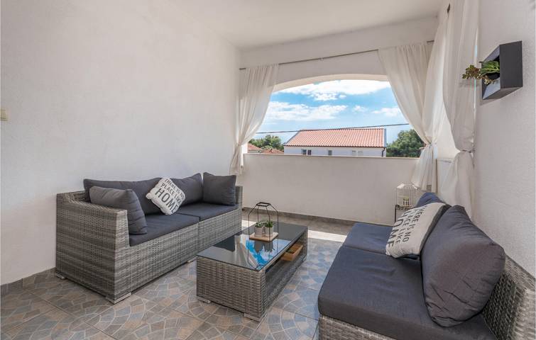 Ferienwohnung für 7 Personen, mit Terrasse in Biograd na Moru - 3