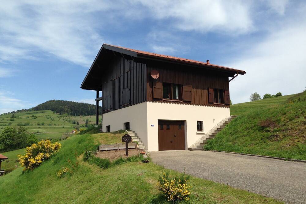 Zeer comfortabel familiechalet in de Hautes Vosges voor maximaal 9 personen in Fresse-sur-Moselle, Épinal en omgeving