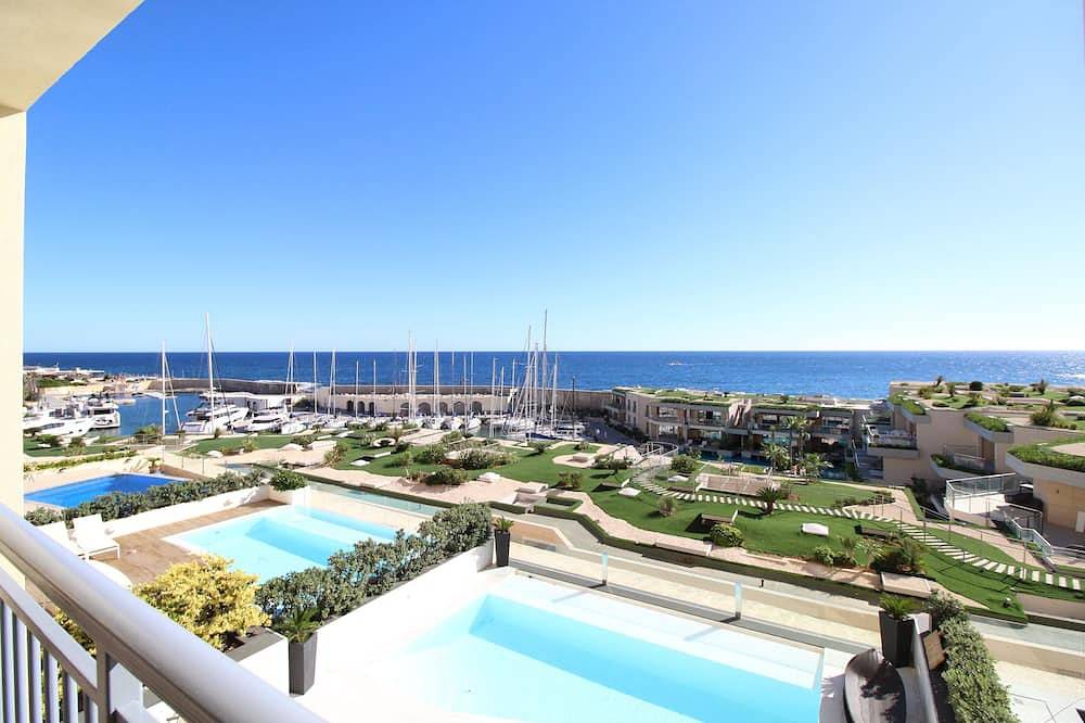 Geheel appartement, Stunning Seafront Portomaso Apartment w/terraces in Paceville, San Giljan