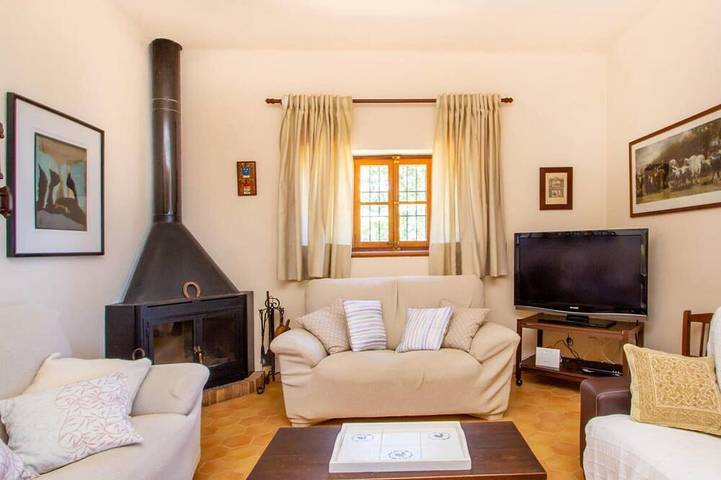Cozy home in Deia with private swimming pool, can be inside or outside in Deià, Coast of Mallorca
