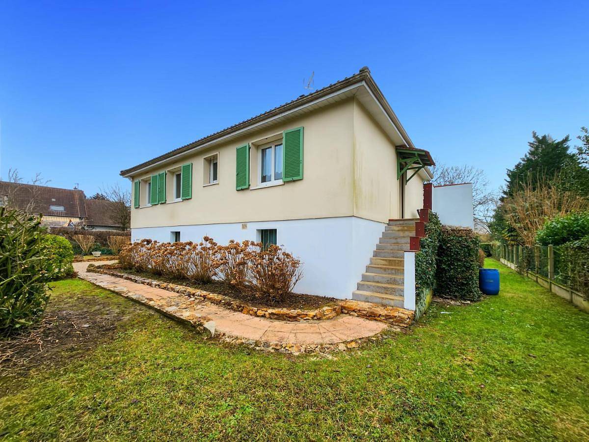 Villa L'Isachrist, Calme, Confort, 20' Disneyland in Maisoncelles-en-Brie, Seine-et-Marne