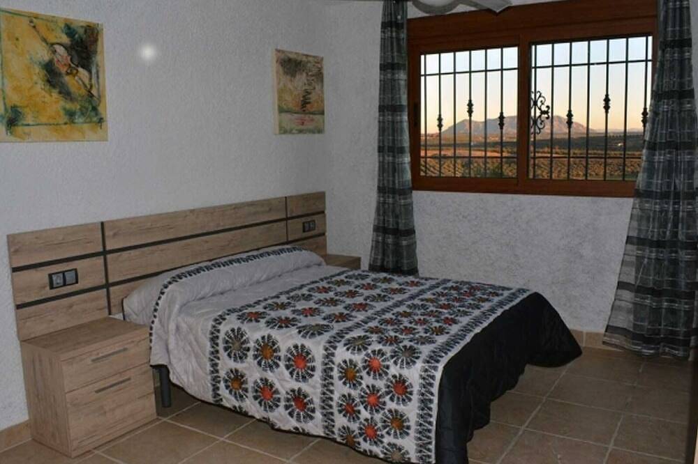 Casa rural con chimenea ideal para senderismo en Jaén in Fontanar (Pozo Alcón), Pozo Alcón