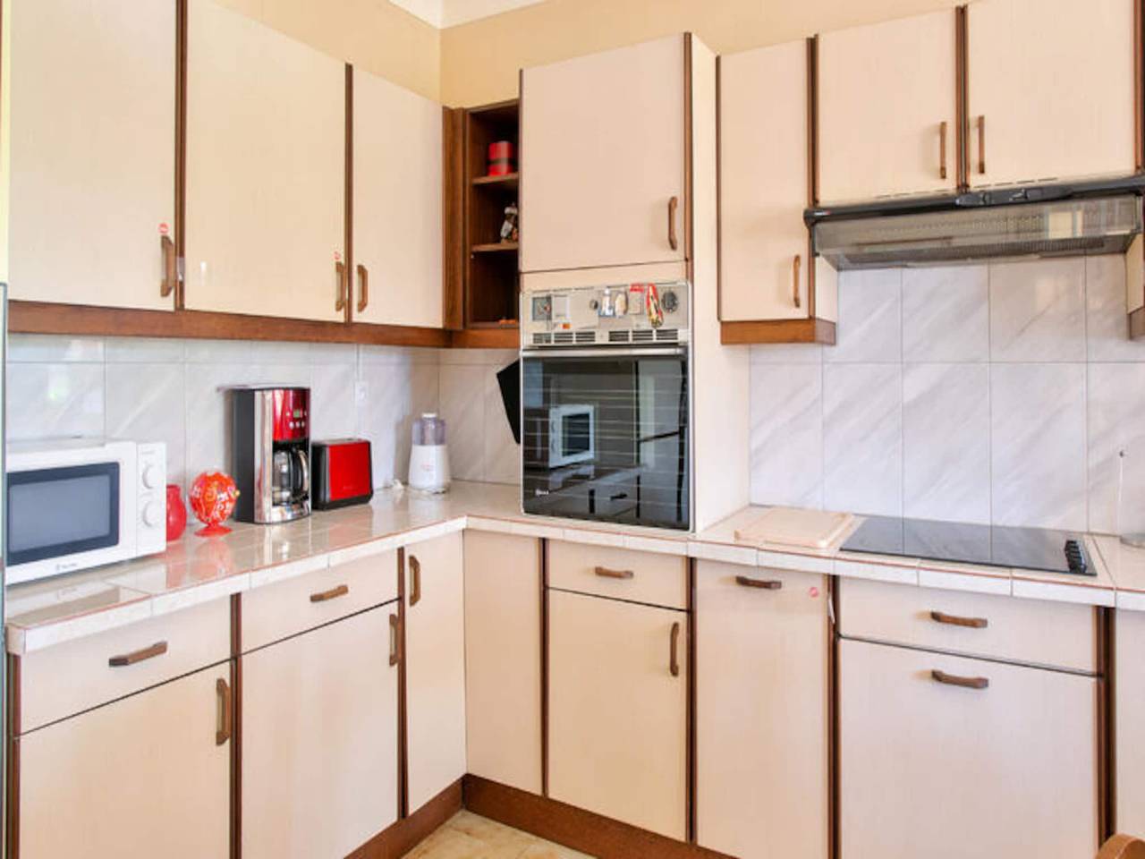 Appartement entier, Maison à Plomeur avec piscine et jardin in Plomeur, Côte de Cornouaille