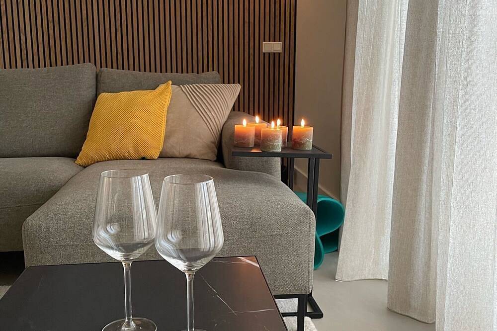 Copenhagen Residence | Holiday home with Scandinavian flair | View of the water. in Harderwijk, Veluwe