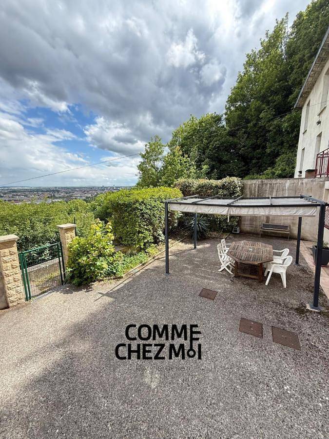 Appartement entier, Les Carrières - Appartement avec terrasse vue sur Nancy, parking Gratuit in Maxéville, Région de Nancy