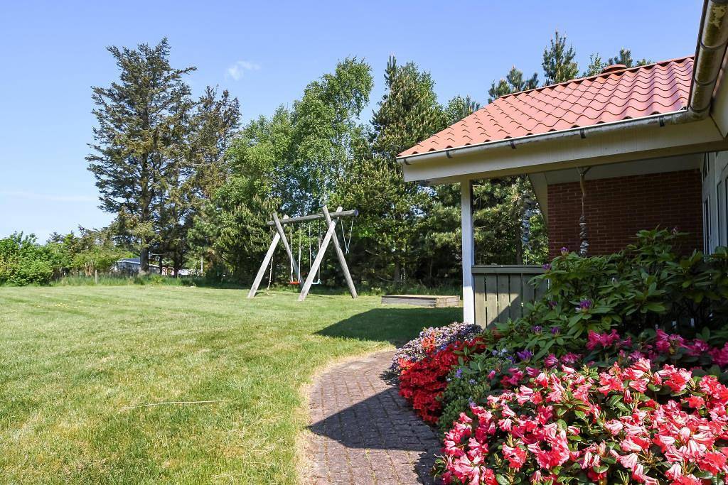 Ruhig gelegenes Ferienhaus mit 4 Schlafzimmern – Ein Teil des Grundstücks eingezäunt in Ulfborg, Nissum Fjord