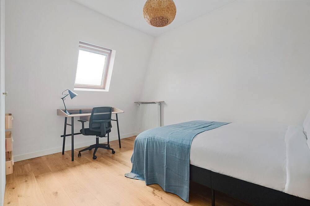 Entire apartment, Blueground | Levallois-Perret, view, nr République in Levallois-Perret, Hauts-de-Seine