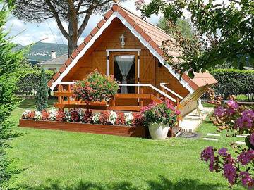 Chalet pour 3 personnes, avec jardin dans l' Isère